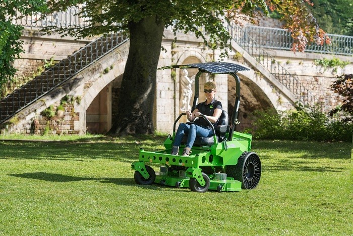 Mean Green Majoris: tagliaerba elettrico per giardinieri - Vaielettrico